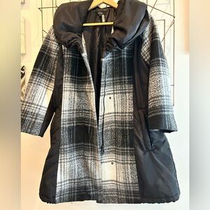 Orly Plaid Puffer Coat Size M